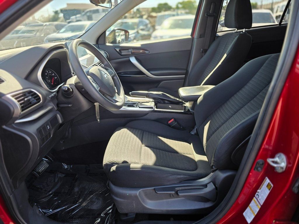 2019 Mitsubishi Eclipse Cross LE - 22981152 - 14