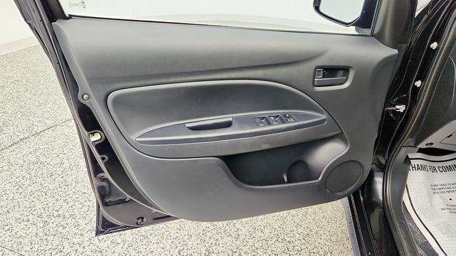 2019 Mitsubishi Mirage ES CVT (39 mpg) - 22972624 - 9