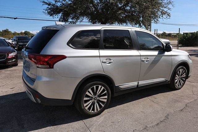 2019 MITSUBISHI OUTLANDER SE FWD - 22952279 - 6