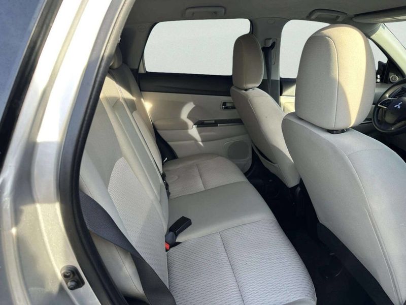 2019 Mitsubishi Outlander Sport ES 2.0 CVT - 22963299 - 11