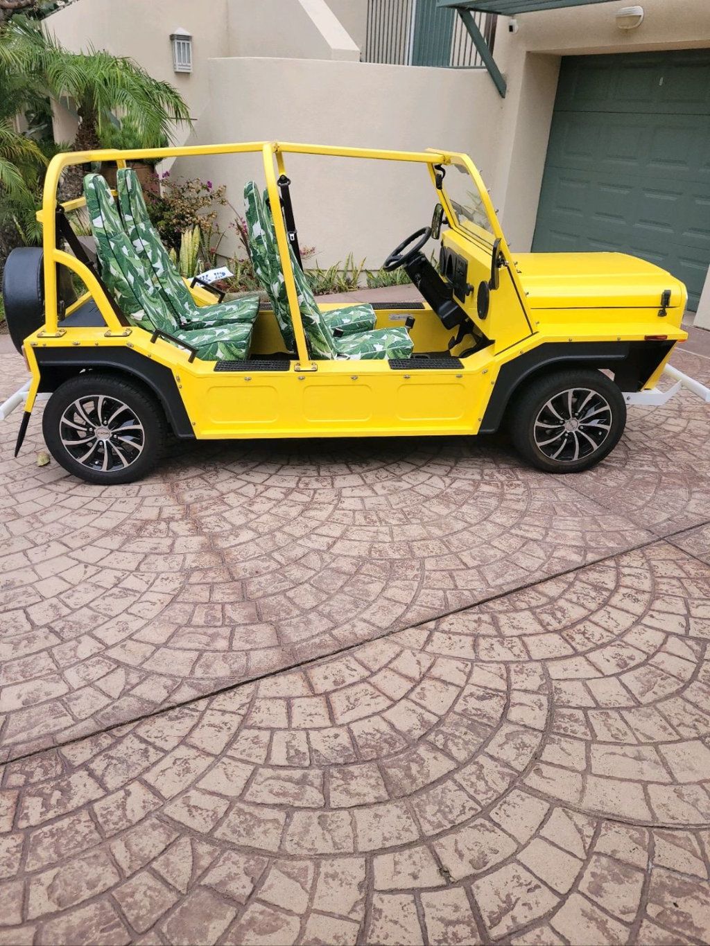 2019 MOKE America Mini eMoke 19 eMoke, Only 2750 miles! 1 Owner!  - 22624949 - 4