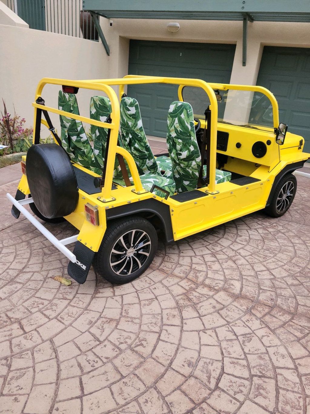 2019 MOKE America Mini eMoke 19 eMoke, Only 2750 miles! 1 Owner!  - 22624949 - 6