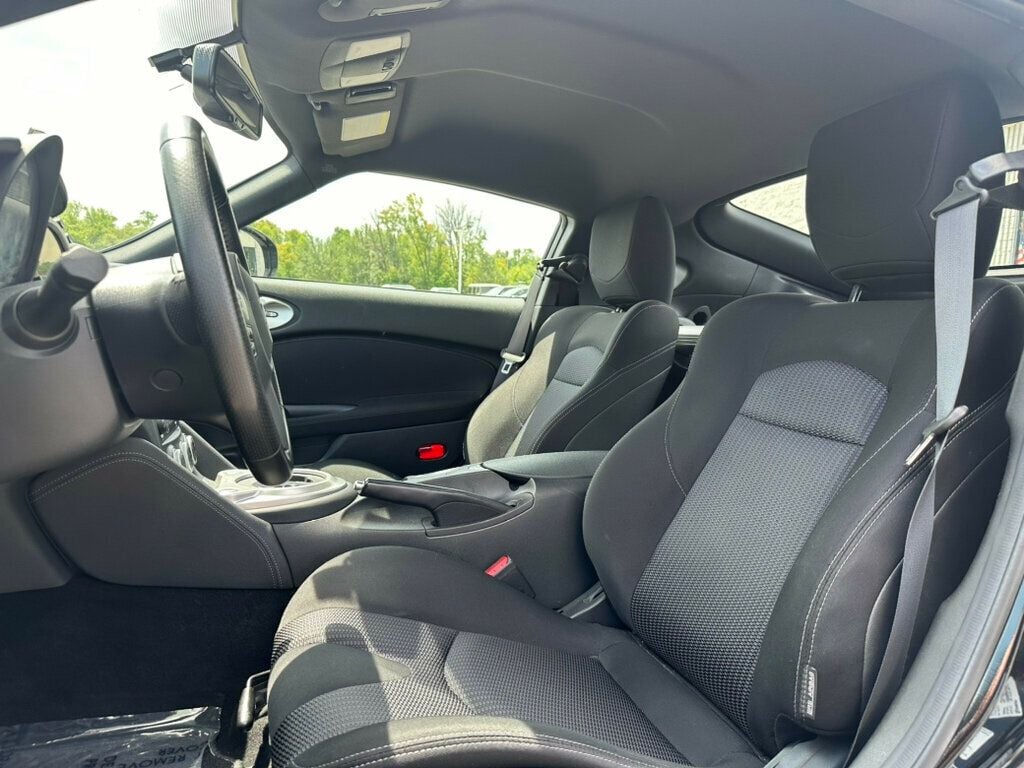 2019 Nissan 370Z Coupe Automatic - 22009455 - 13