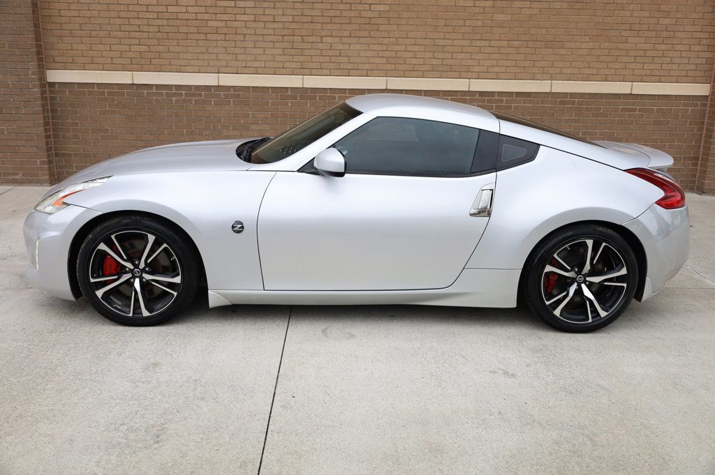 2019 Nissan 370Z Sport photo 3
