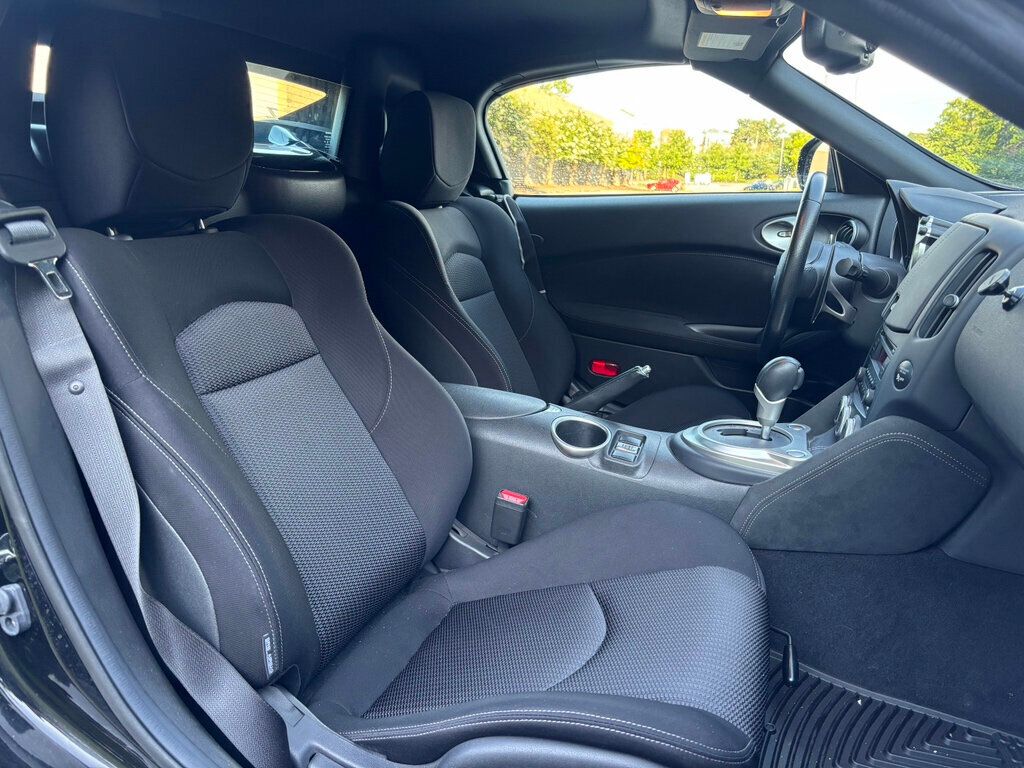 2019 Nissan 370Z Base Nismo photo 5