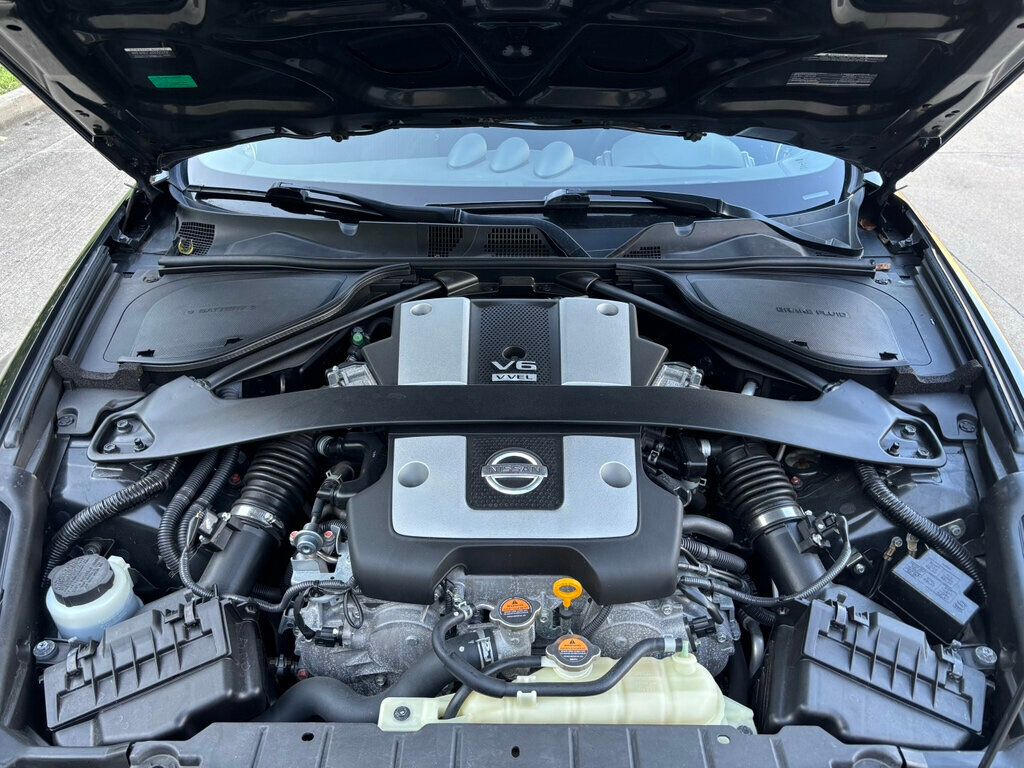 2019 Nissan 370Z Base Nismo photo 14