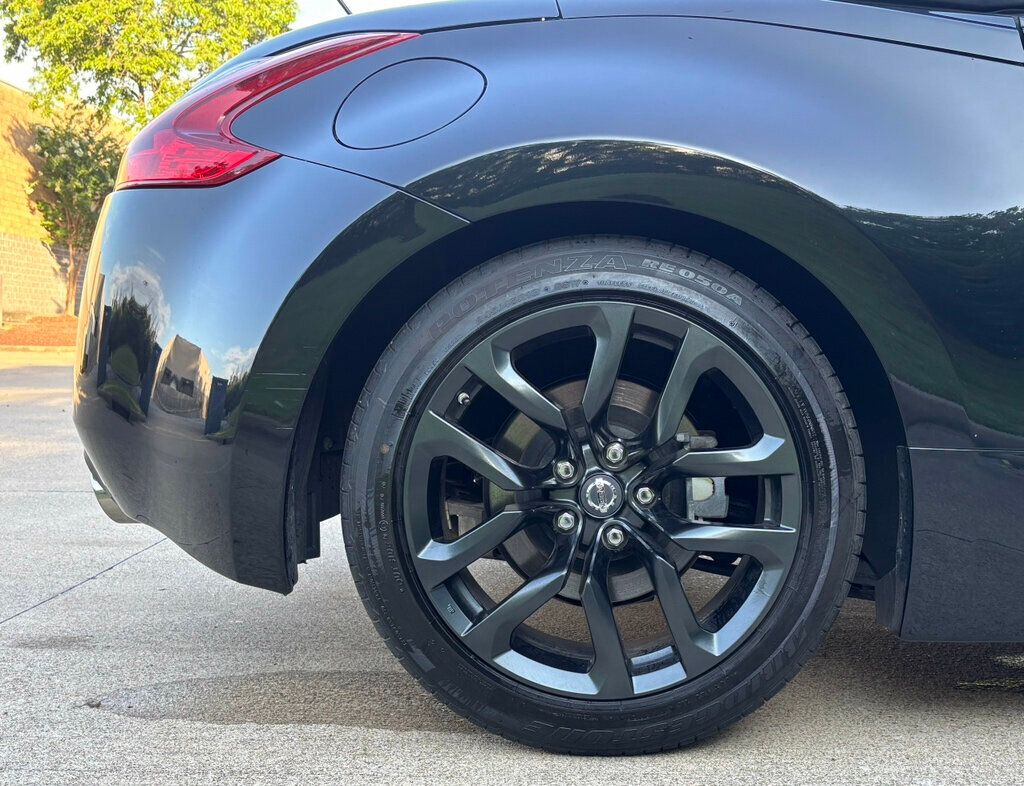 2019 Nissan 370Z Base Nismo photo 17
