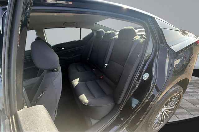 2019 Nissan Altima 2.5 S AWD Sedan - 22996462 - 17