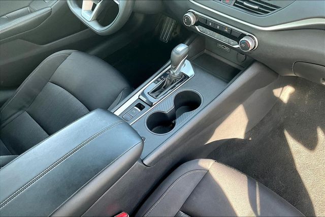 2019 Nissan Altima 2.5 S AWD Sedan - 22996462 - 27