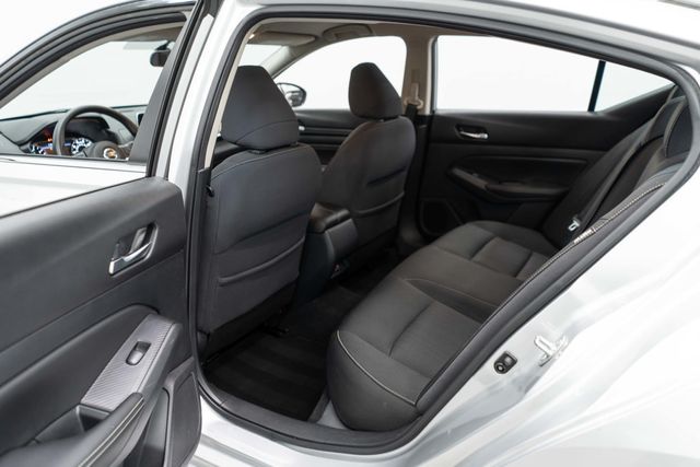 2019 Nissan Altima 2.5 S AWD Sedan - 23025665 - 11