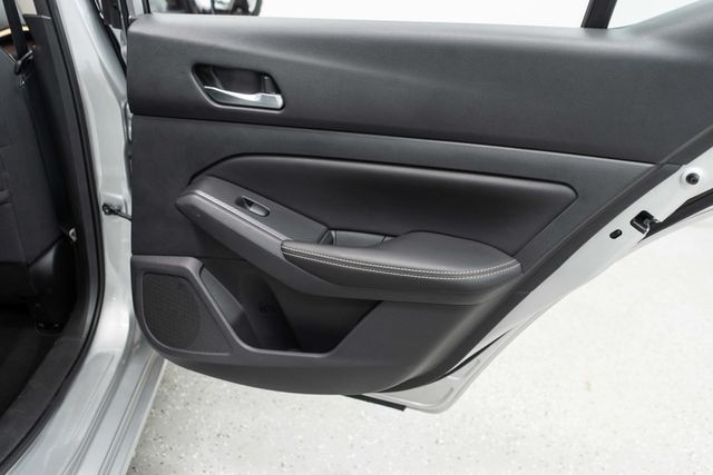 2019 Nissan Altima 2.5 S AWD Sedan - 23025665 - 20