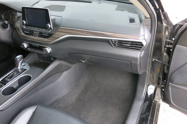 2019 Nissan Altima 2.5 SL Sedan - 22950920 - 11
