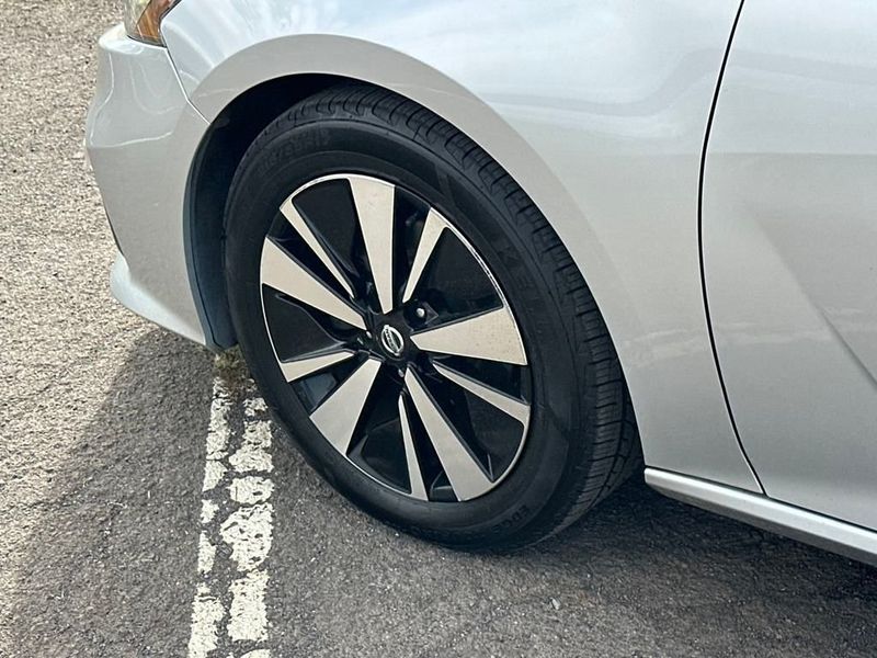 2019 Nissan Altima 2.5 SL Sedan - 22926969 - 11