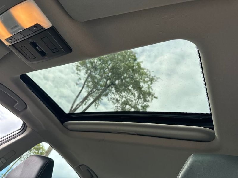 2019 Nissan Altima 2.5 SL Sedan - 22926969 - 19