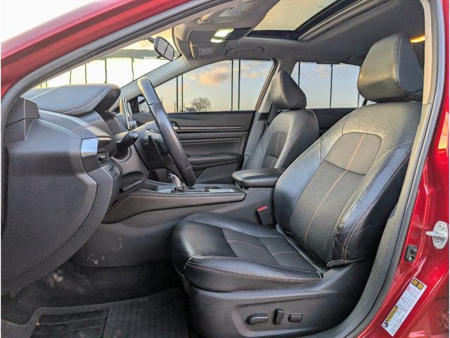 2019 Nissan Altima 2.5 SR AWD Sedan - 22952339 - 13