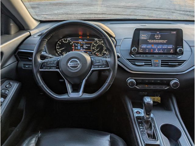 2019 Nissan Altima 2.5 SR AWD Sedan - 22952339 - 26