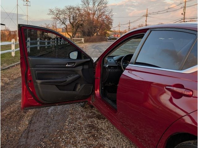 2019 Nissan Altima 2.5 SR AWD Sedan - 22952339 - 8