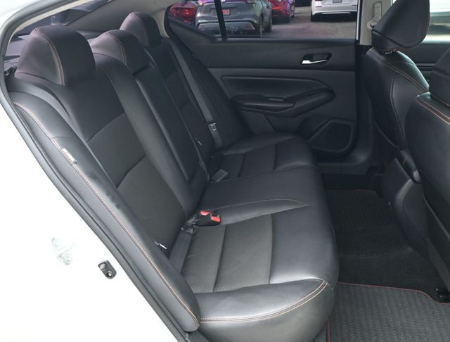 2019 Nissan Altima 2.5 SR Sedan - 23052638 - 18