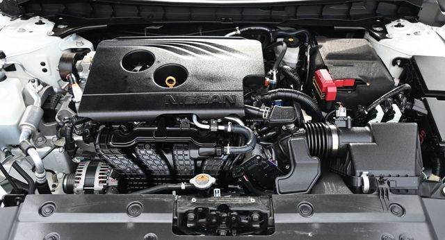 2019 Nissan Altima 2.5 SR Sedan - 23052638 - 19