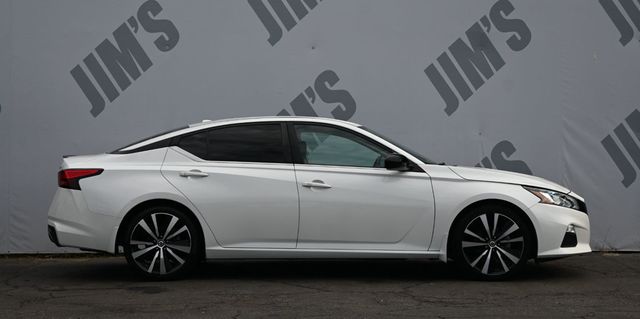 2019 Nissan Altima 2.5 SR Sedan - 23052638 - 3