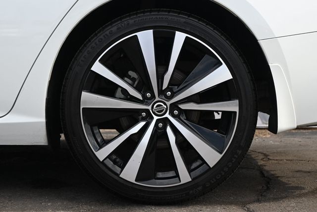 2019 Nissan Altima 2.5 SR Sedan - 23052638 - 8