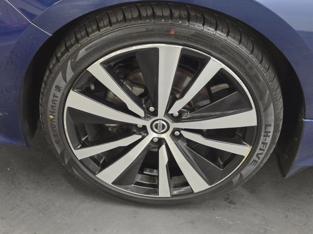 2019 Nissan Altima 2.5 SR Sedan - 22790915 - 5