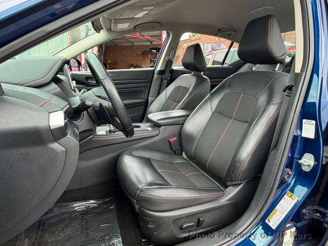 2019 Nissan Altima 2.5 SR Sedan - 23031470 - 12