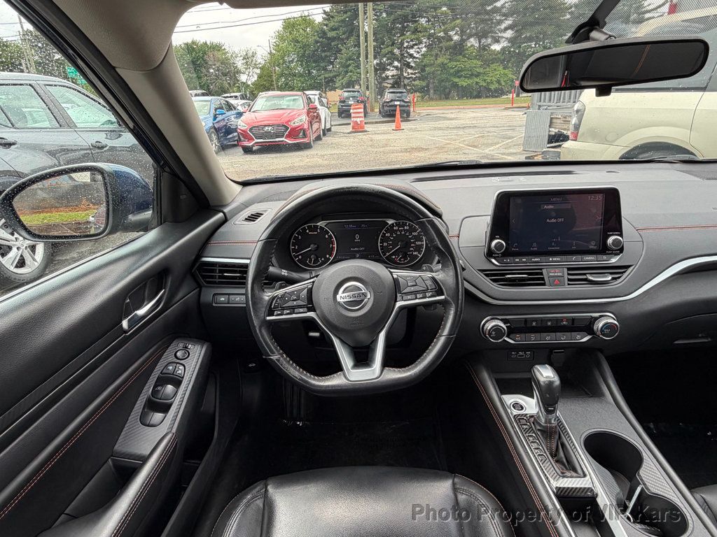 2019 Nissan Altima 2.5 SR Sedan - 23031470 - 17