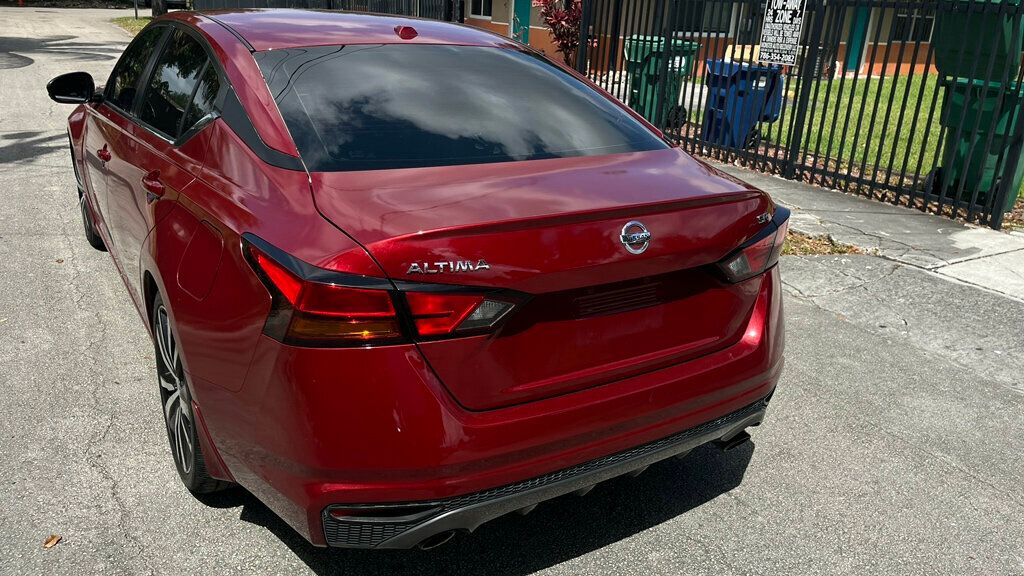 2019 Nissan Altima 2.5 SR Sedan - 22808104 - 2