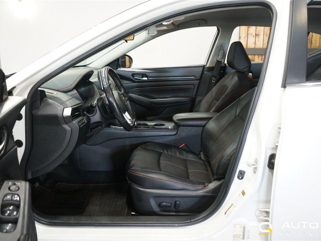 2019 Nissan Altima 2.5 SR Sedan - 23052853 - 15