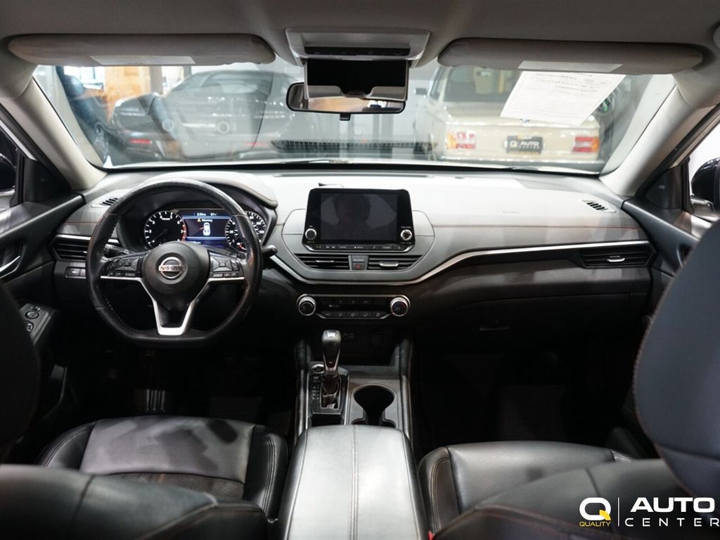 2019 Nissan Altima 2.5 SR Sedan - 23052853 - 16