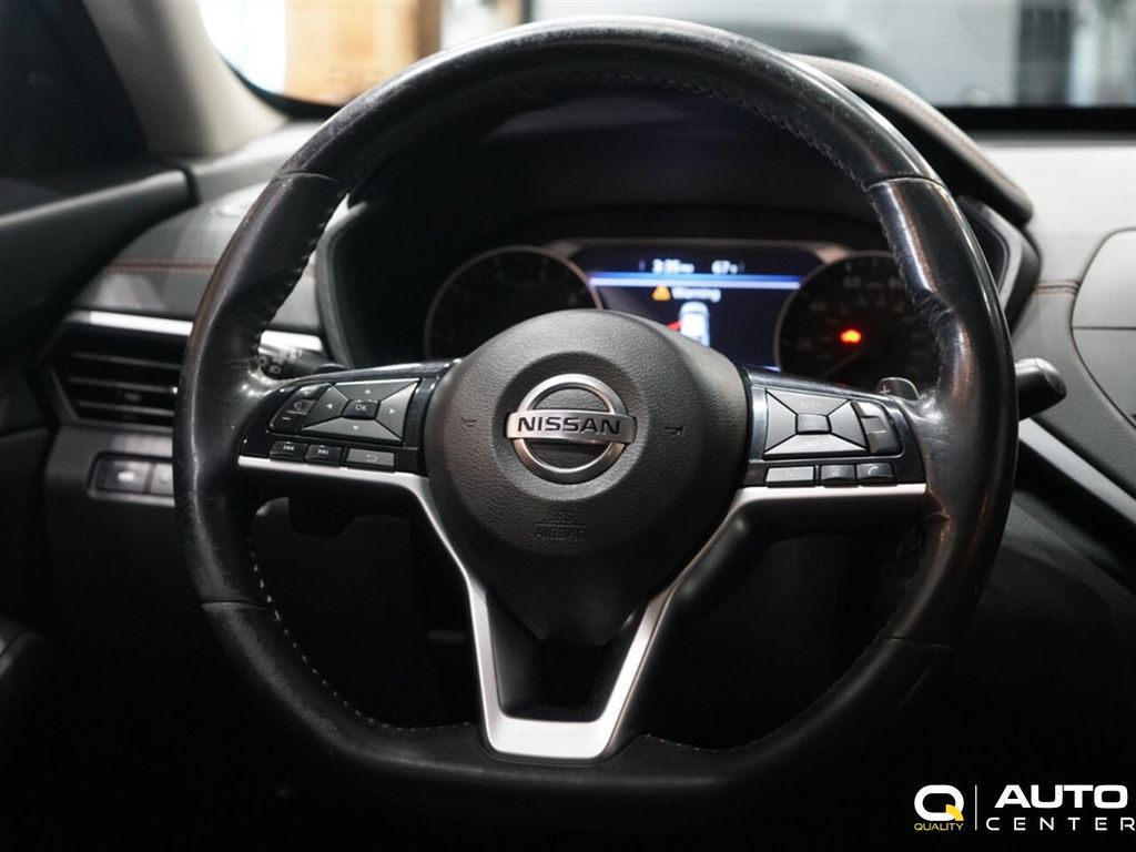 2019 Nissan Altima 2.5 SR Sedan - 23052853 - 17