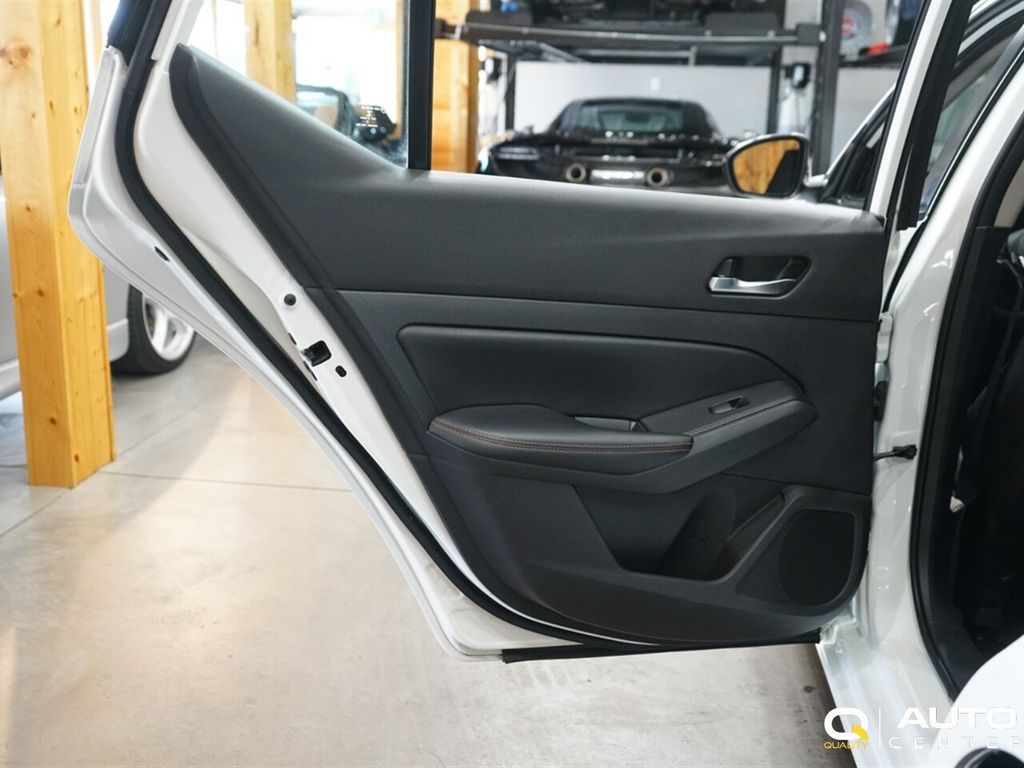 2019 Nissan Altima 2.5 SR Sedan - 23052853 - 24