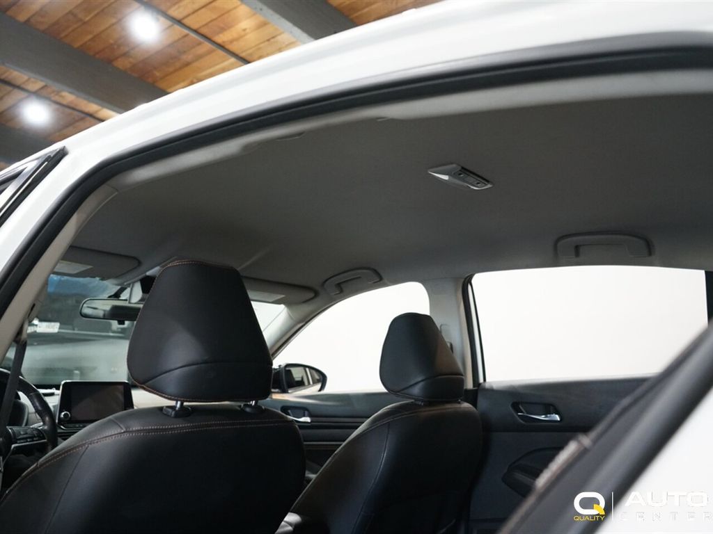 2019 Nissan Altima 2.5 SR Sedan - 23052853 - 28