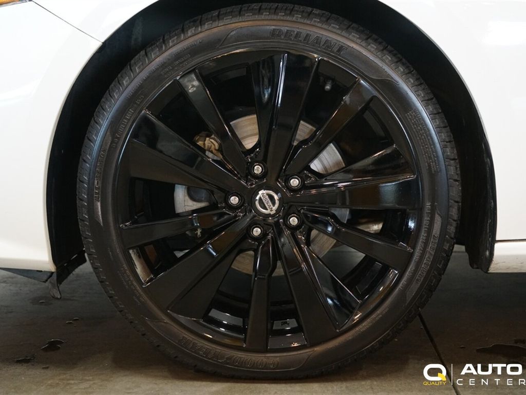 2019 Nissan Altima 2.5 SR Sedan - 23052853 - 6