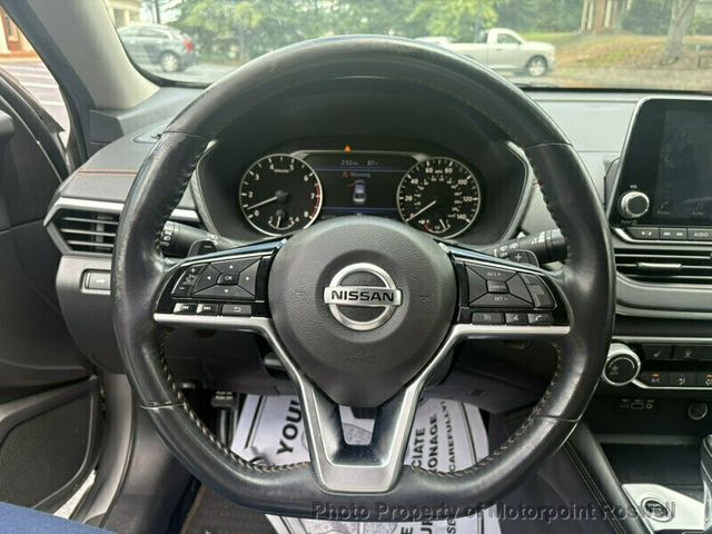 2019 Nissan Altima 2.5 SR Sedan - 23058698 - 16