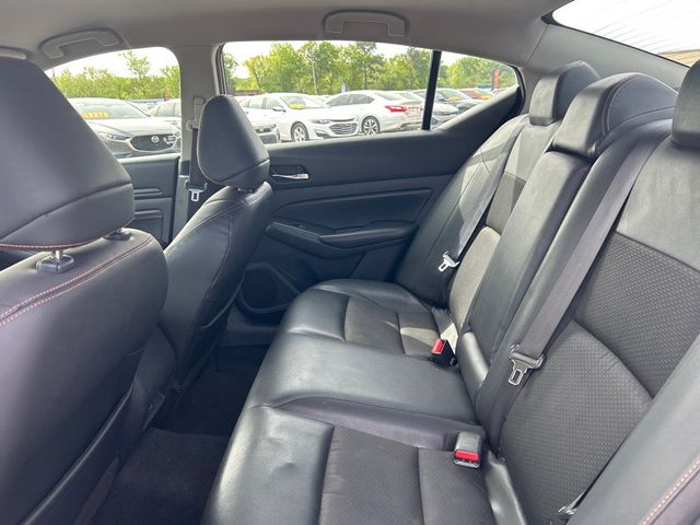 2019 Nissan Altima 2.5 SR Sedan - 23013399 - 6