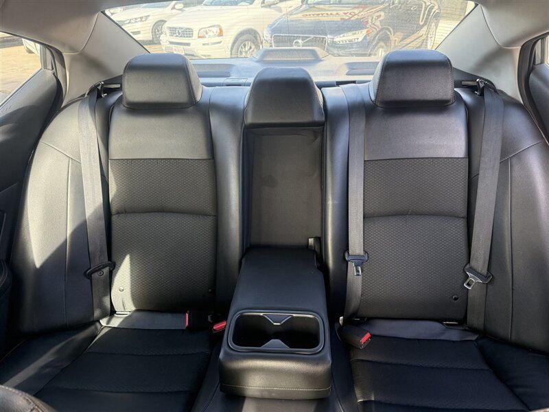 2019 Nissan Altima 2.5 SR Sedan - 22976360 - 7