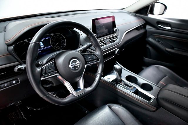 2019 Nissan Altima 2.5 SR Sedan - 21019231 - 7