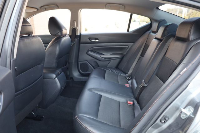 2019 Nissan Altima 2.5 SR Sedan - 22969305 - 16