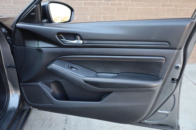 2019 Nissan Altima 2.5 SR Sedan - 22969305 - 22