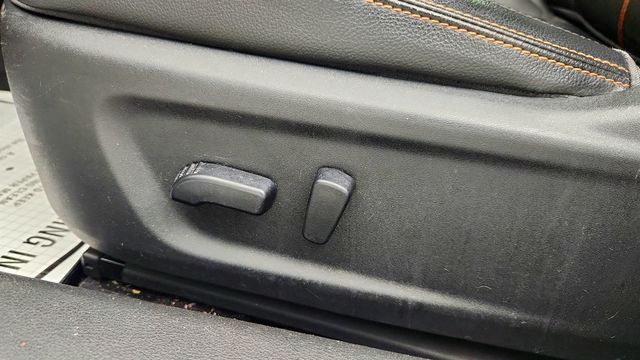 2019 Nissan Altima 2.5 SR Sedan w/ Apple CarPlay & Automatic Emergency Braking - 22996439 - 10