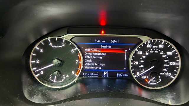 2019 Nissan Altima 2.5 SR Sedan w/ Apple CarPlay & Automatic Emergency Braking - 22996439 - 13