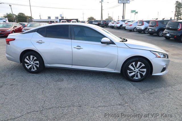 2019 Nissan Altima 2.5 S Sedan - 22653157 - 5