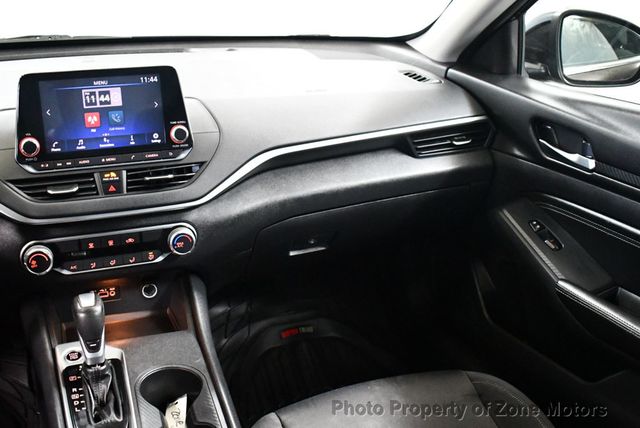 2019 Nissan Altima 2.5 S Sedan - 22456830 - 24