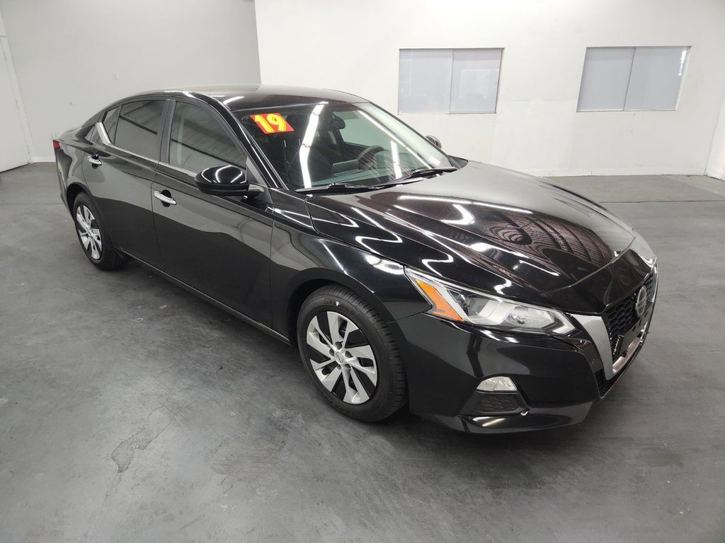 2019 Nissan Altima 2.5 S Sedan - 22212362 - 3