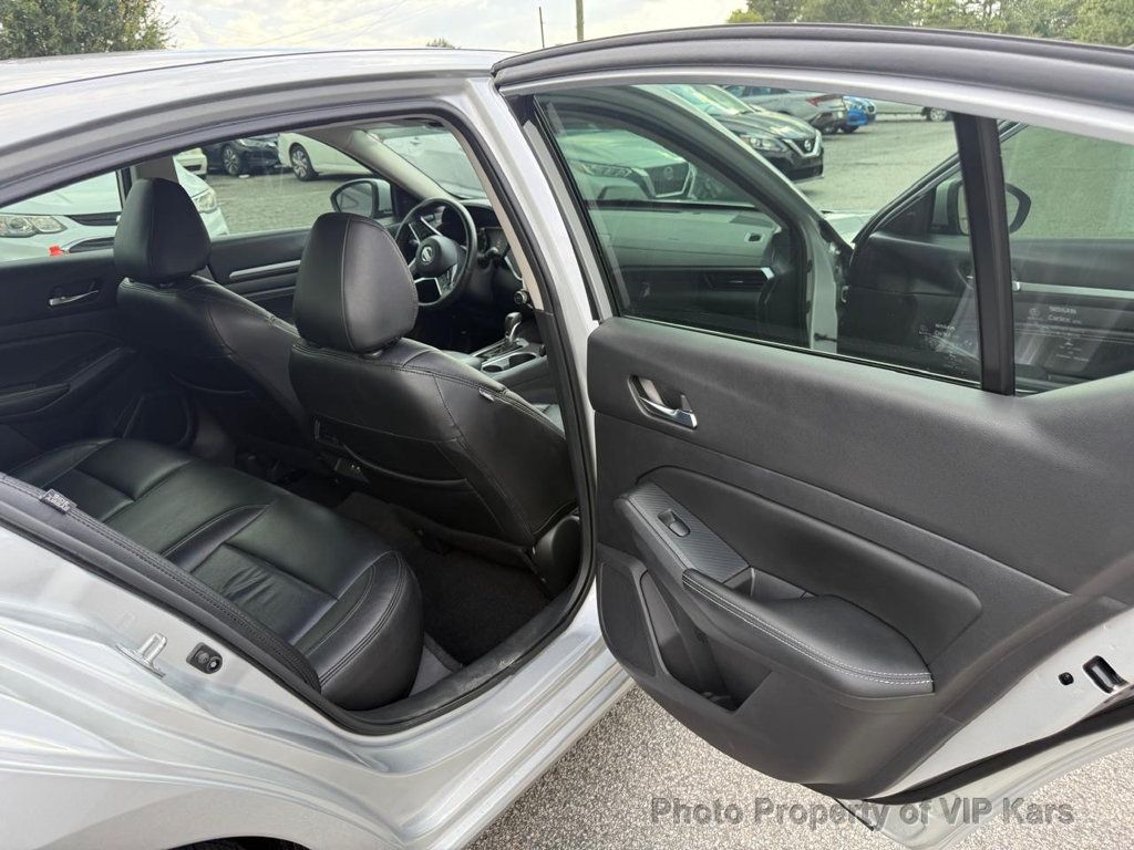 2019 Nissan Altima 2.5 SV photo 10