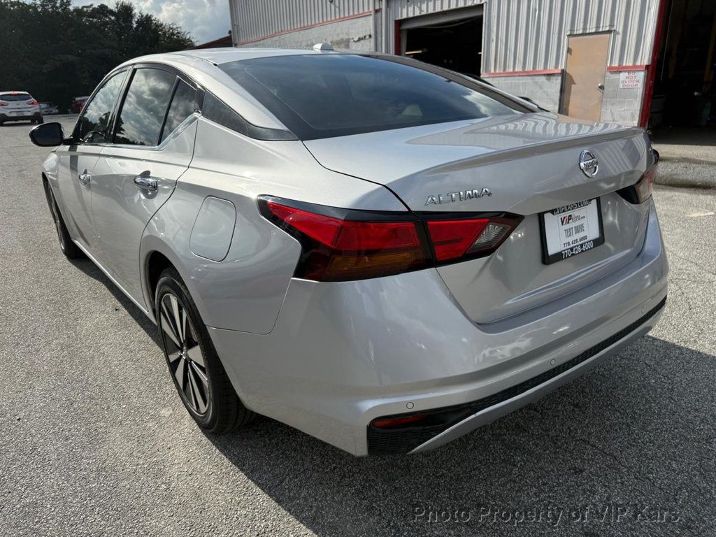 2019 Nissan Altima 2.5 SV photo 4