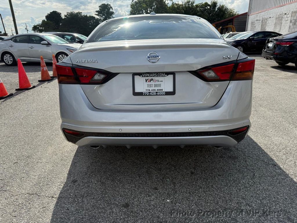2019 Nissan Altima 2.5 SV photo 6