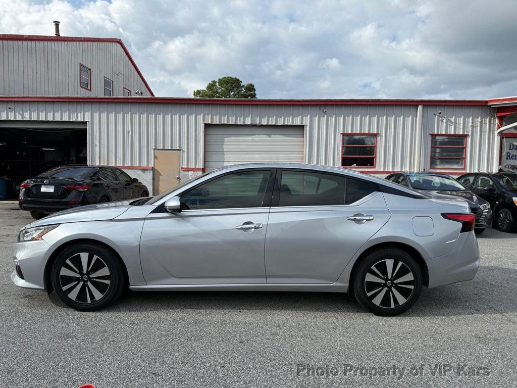 2019 Nissan Altima 2.5 SV photo 7